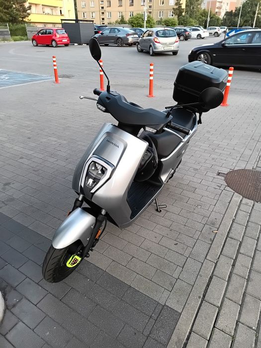 Skuter elektryczny Honda em1 2024 ,super prezent na Mikołaja, Gwiazdkę