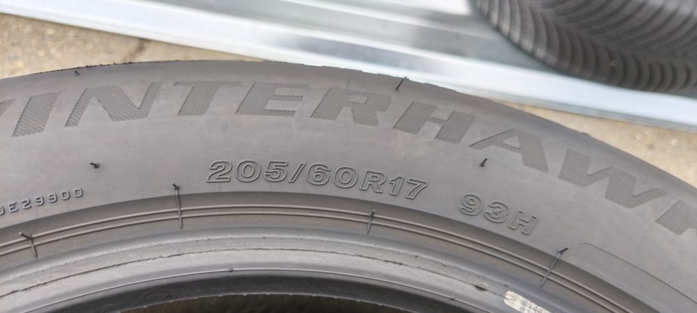 Автошины 205/60r17 резина Firestone шины зимние