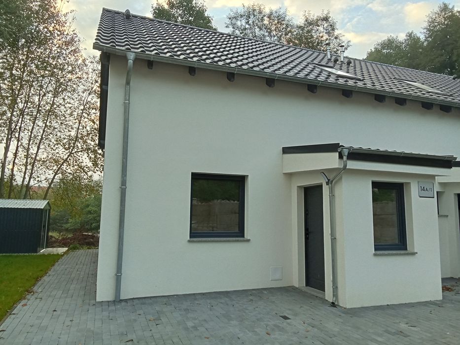 Wynajem domu 100m2 z ogródkiem ulica Ceramiczna 14