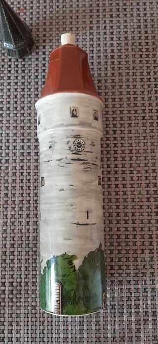 Porcelanowa karafka niemiecka