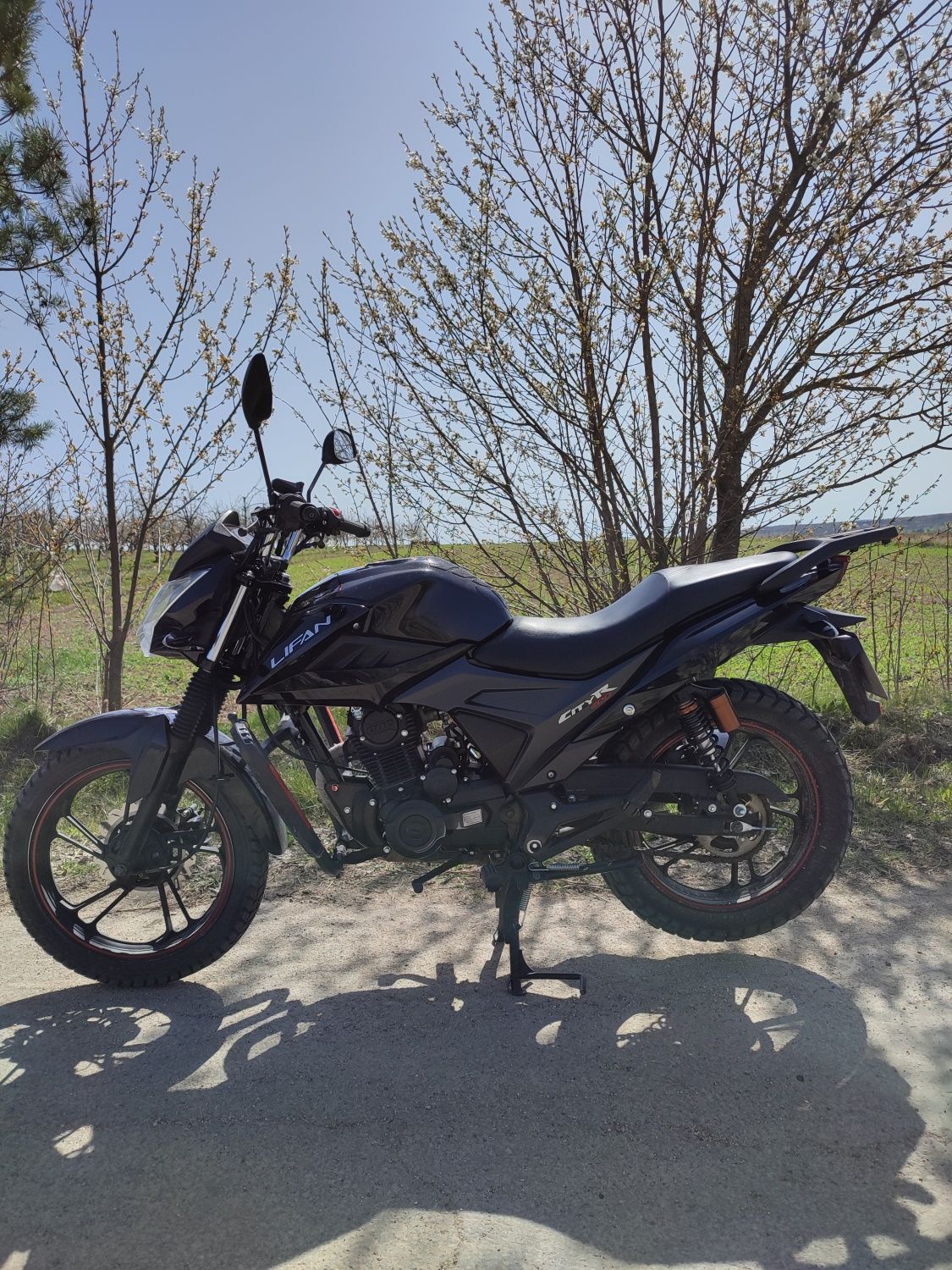 Продам Lifan CityR 200