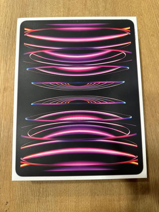 Планшет Apple iPad Pro 12.9" 2022 WiFi 128GB Space Grey (MNXP3)