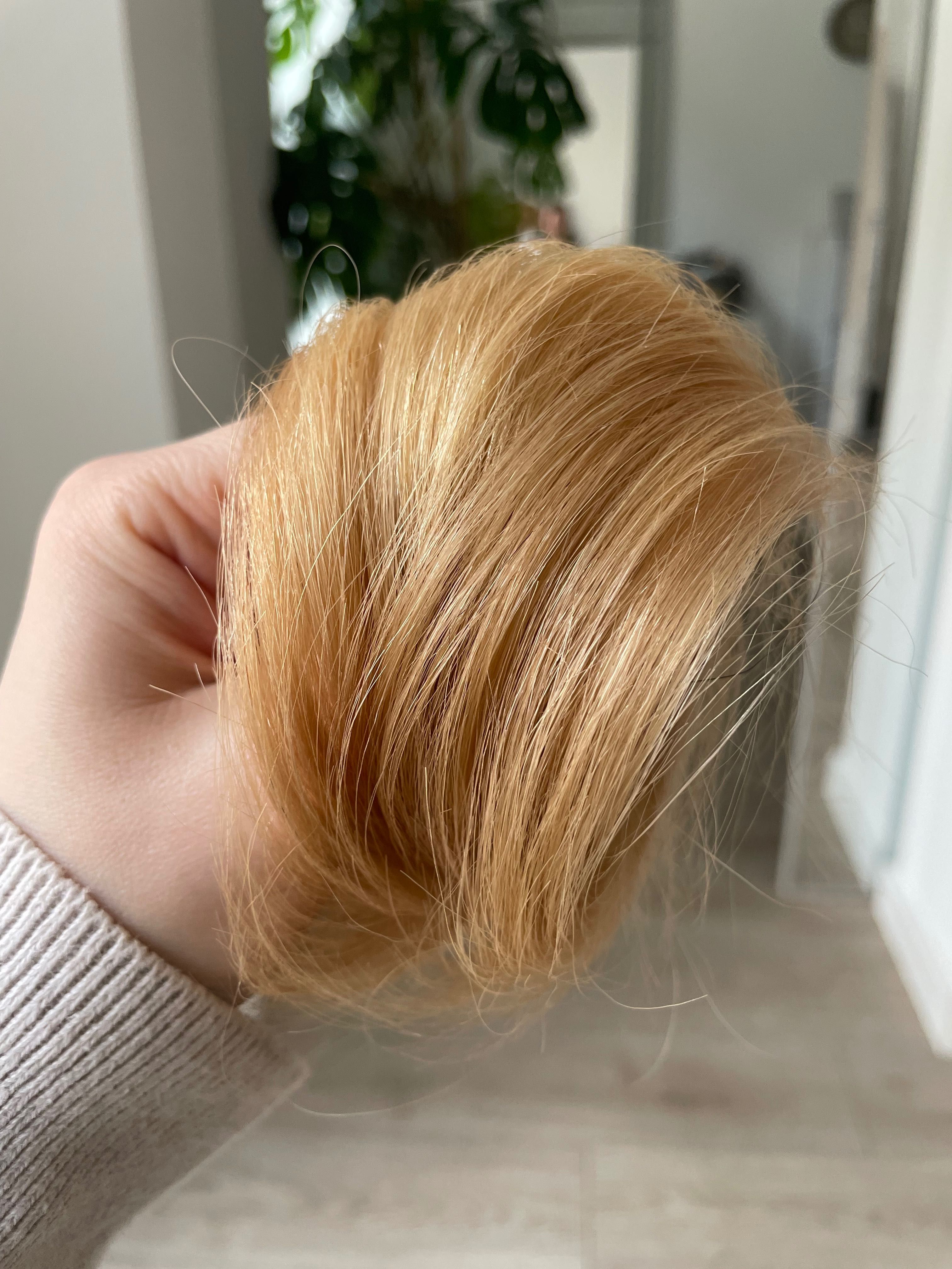 Doczepiany kok na gumce włosy 100% naturalne 25 miodowy blond