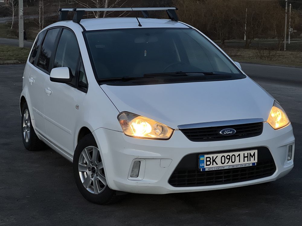 Машина Ford C-Max 2009