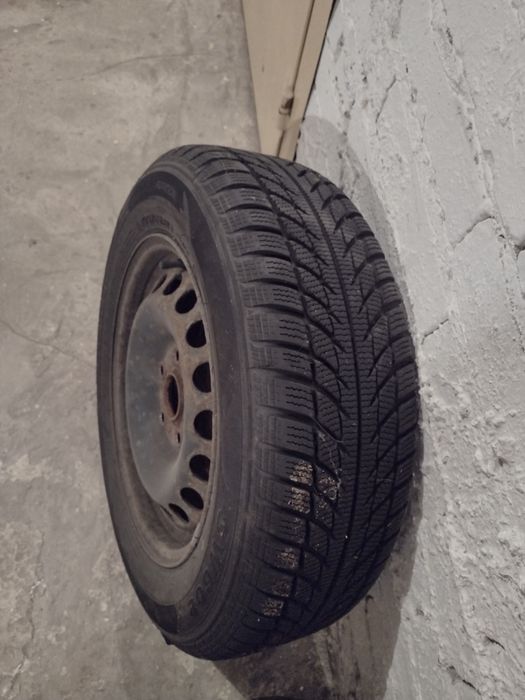 Koła z felgami stalowymi 5x112 np do Skody Octavi z oponami 195/65/R15