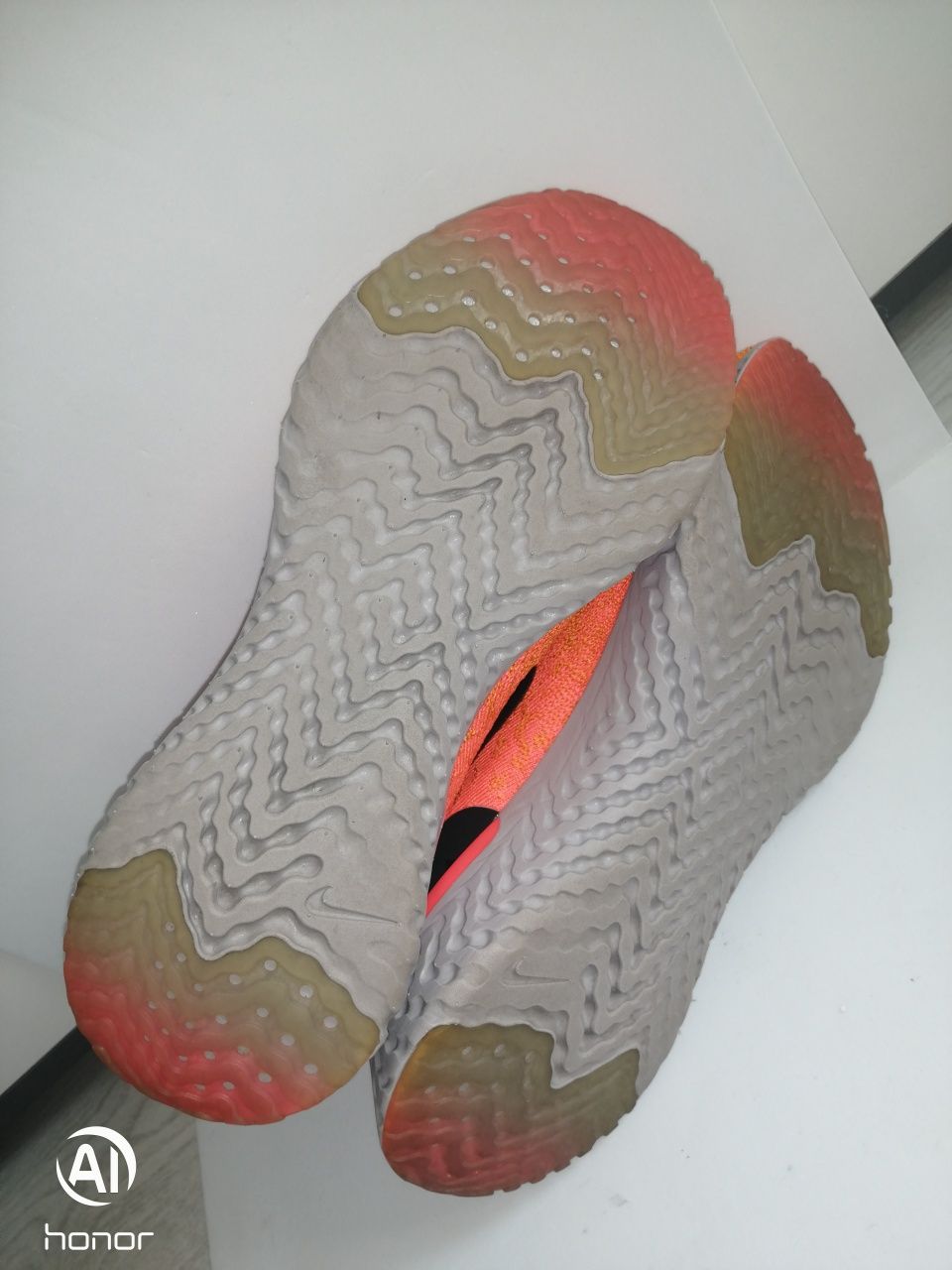 Nike Epic React Flyknit 41 buty biegowe