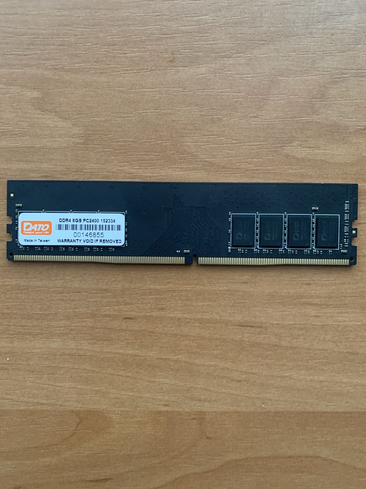 Модуль памяти DDR4 8GB/2400