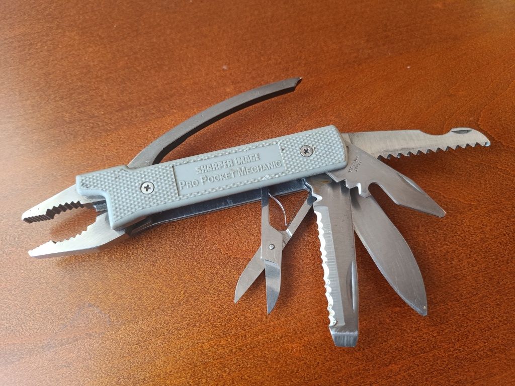 Multitool Coast Pro Mechanic scyzoryk kolekcja