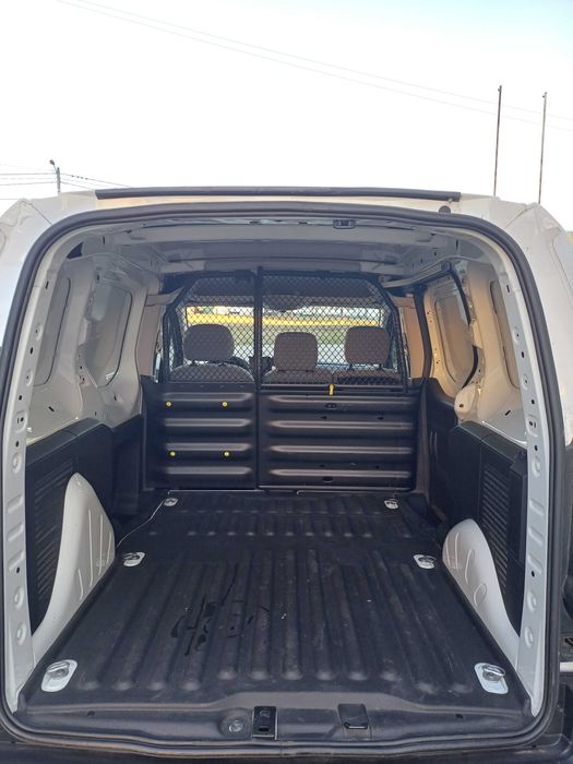 Carrinha PEUGEOT PARTNER II 1.6 HDI 75 cv 3L de 2016