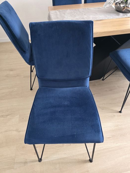 Krzesła tapicerowane welur