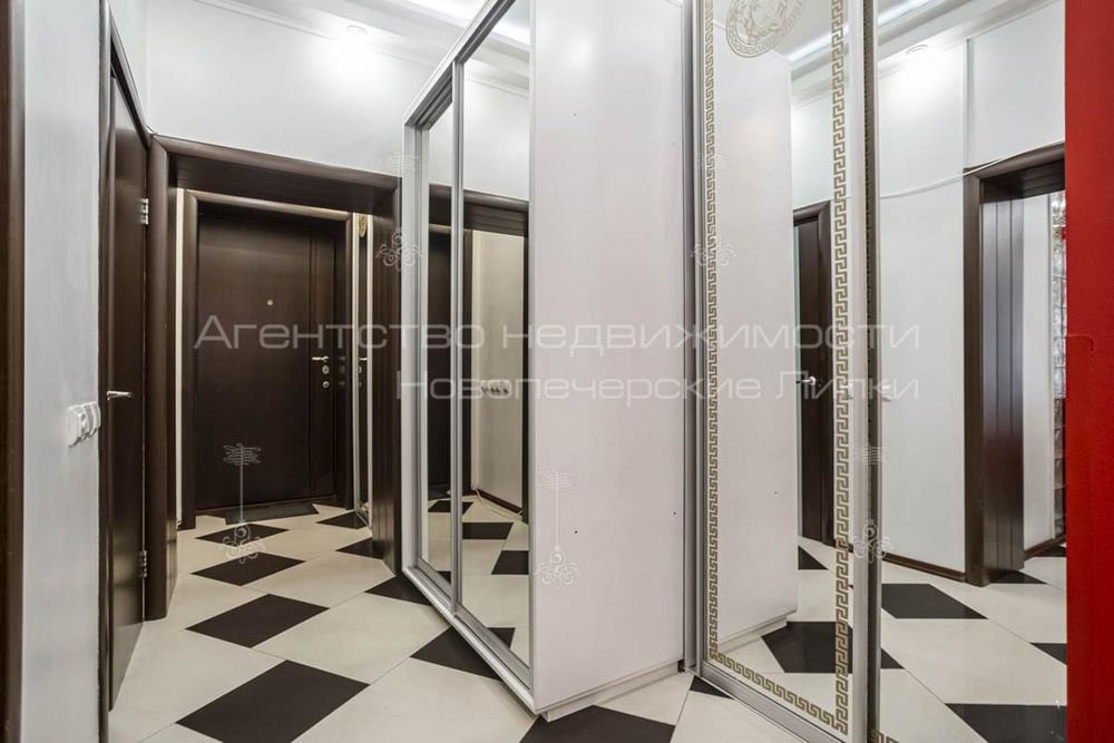 Продам квартиру исторический центр 86 м2 Велика Васильківська 20