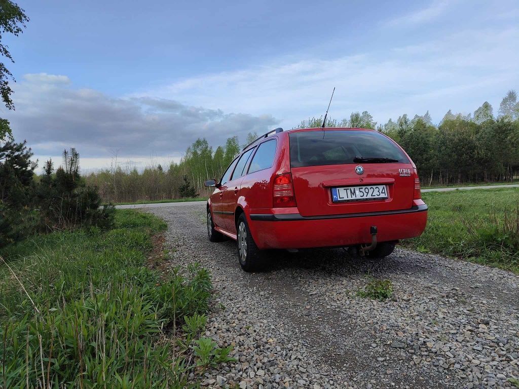 Skoda Octavia kombi 2004 r. 2,0 benzyna