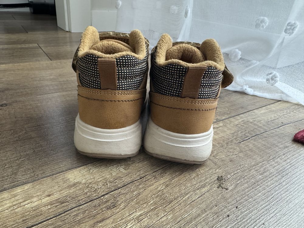 Buty chłopięce rozmiar 25 sprandi ccc