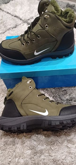 Nowe zimowe buty męskie