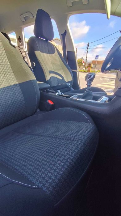 Peugeot 308 SW Carro impecável