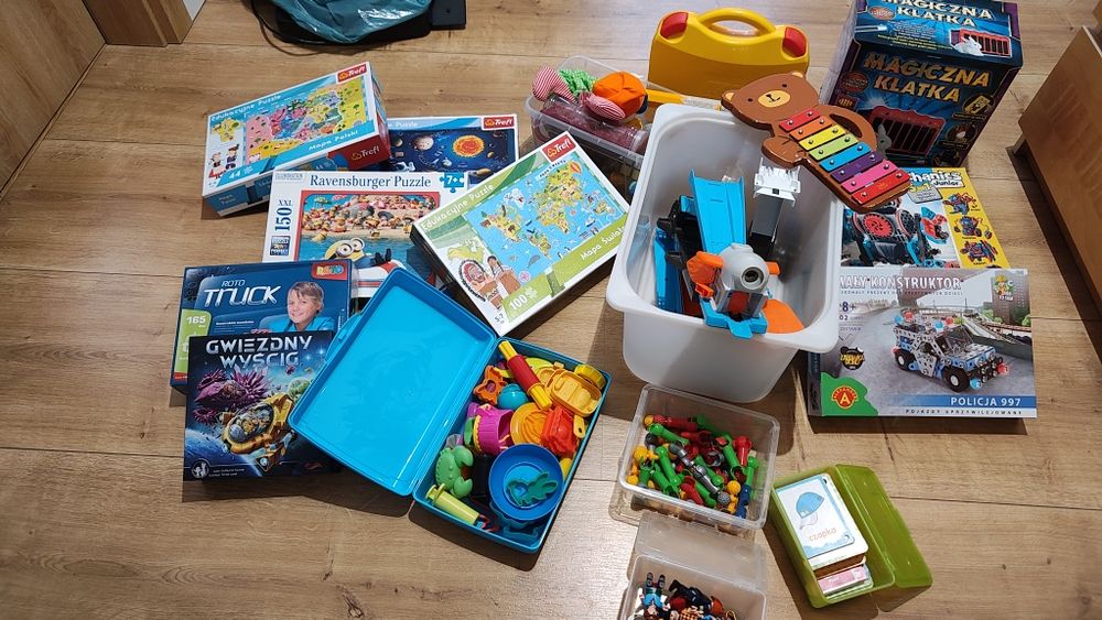 Puzzle, gry, zabawki