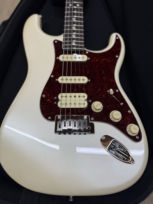 Електрогітара FENDER PLAYER II