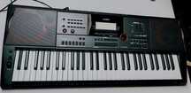 Casio CT - X5000 keyboard