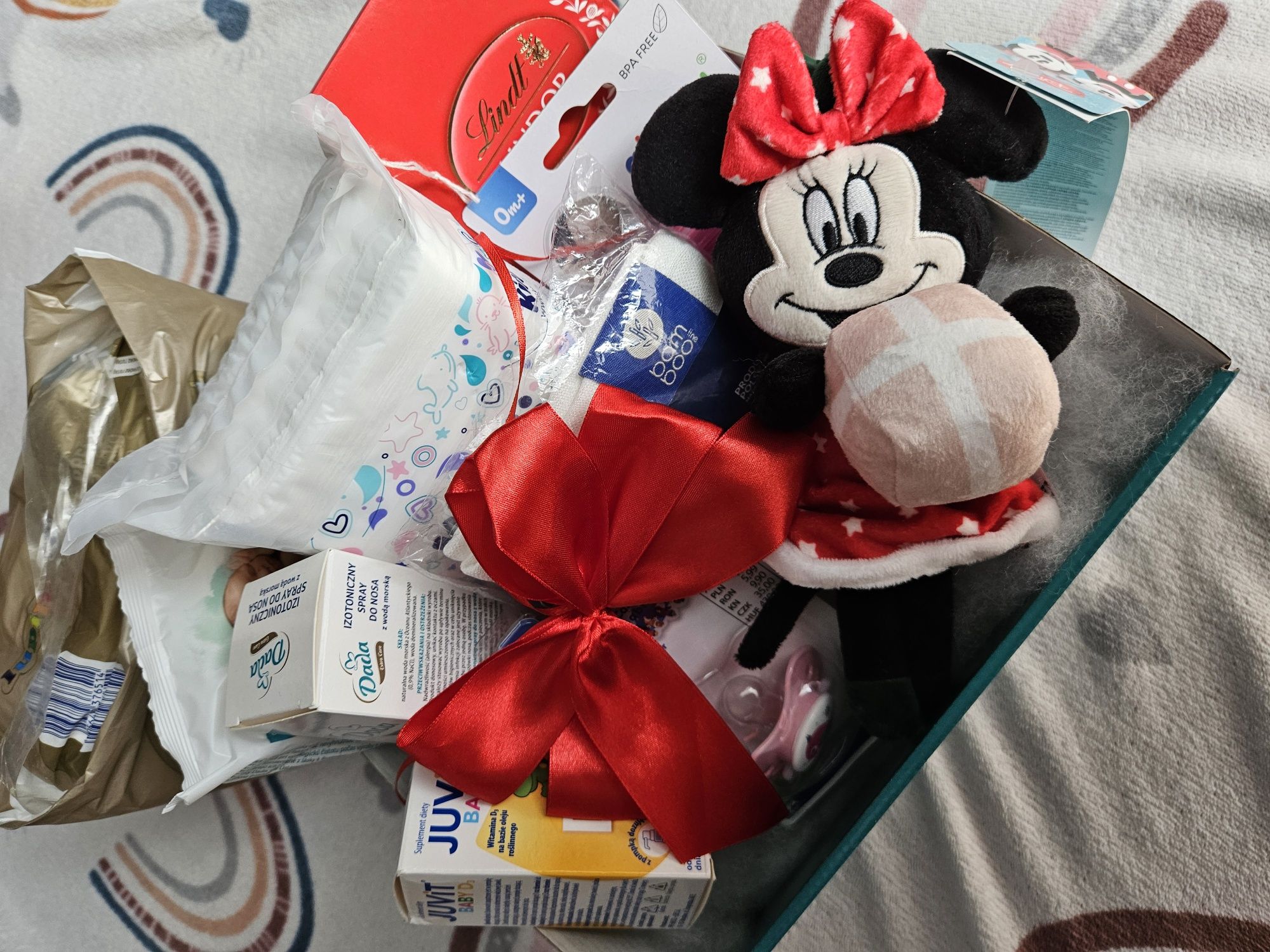 Wyprawka paczka zestaw prezentowy dla noworodka niemowlaka Baby shower