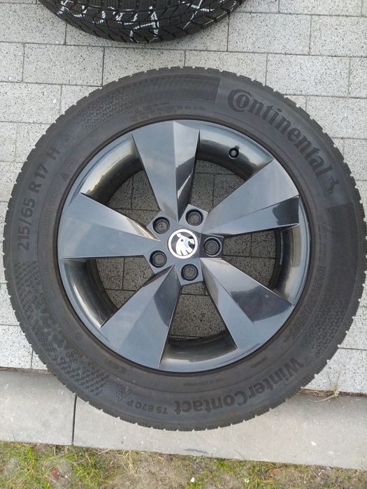 Oryginalne felgi Skoda Nanuq 17 cali opony zimowe Kodiaq Karoq Ateca
