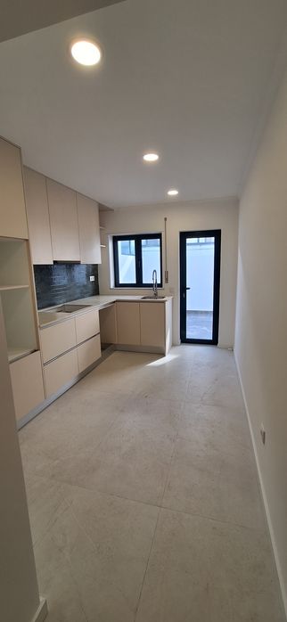 Vendo apartamento T3  reabilitado no centro das  Caldas  da Rainha