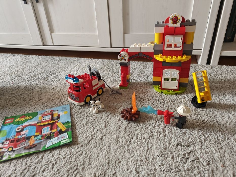 Lego duplo remiza strażacka
