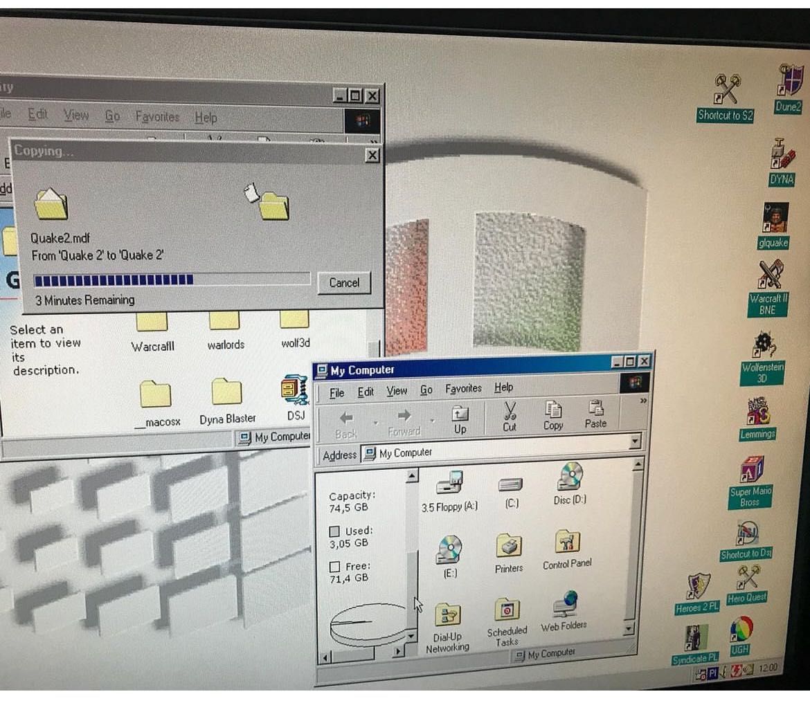 Retro komputer PC windows 98