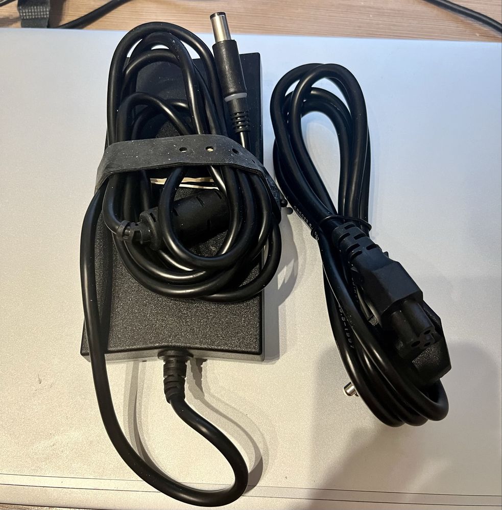 Zasilacz do laptopa Dell 130w 19.5v/6.7A, model LA130PM121