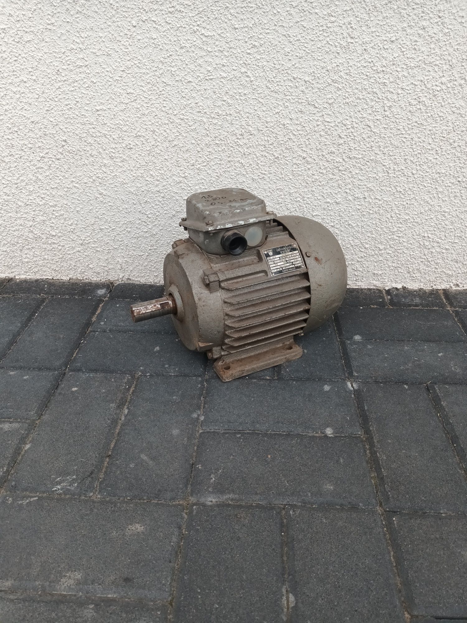 Silnik elektryczny 1,5kW.  2800obr.  400V.