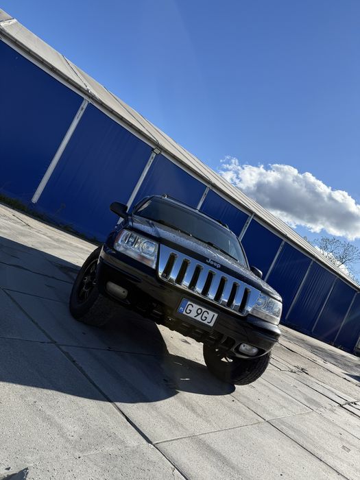 Świeżo sprowadzony z USA Jeep Grand Cherokee WJ 4.7
