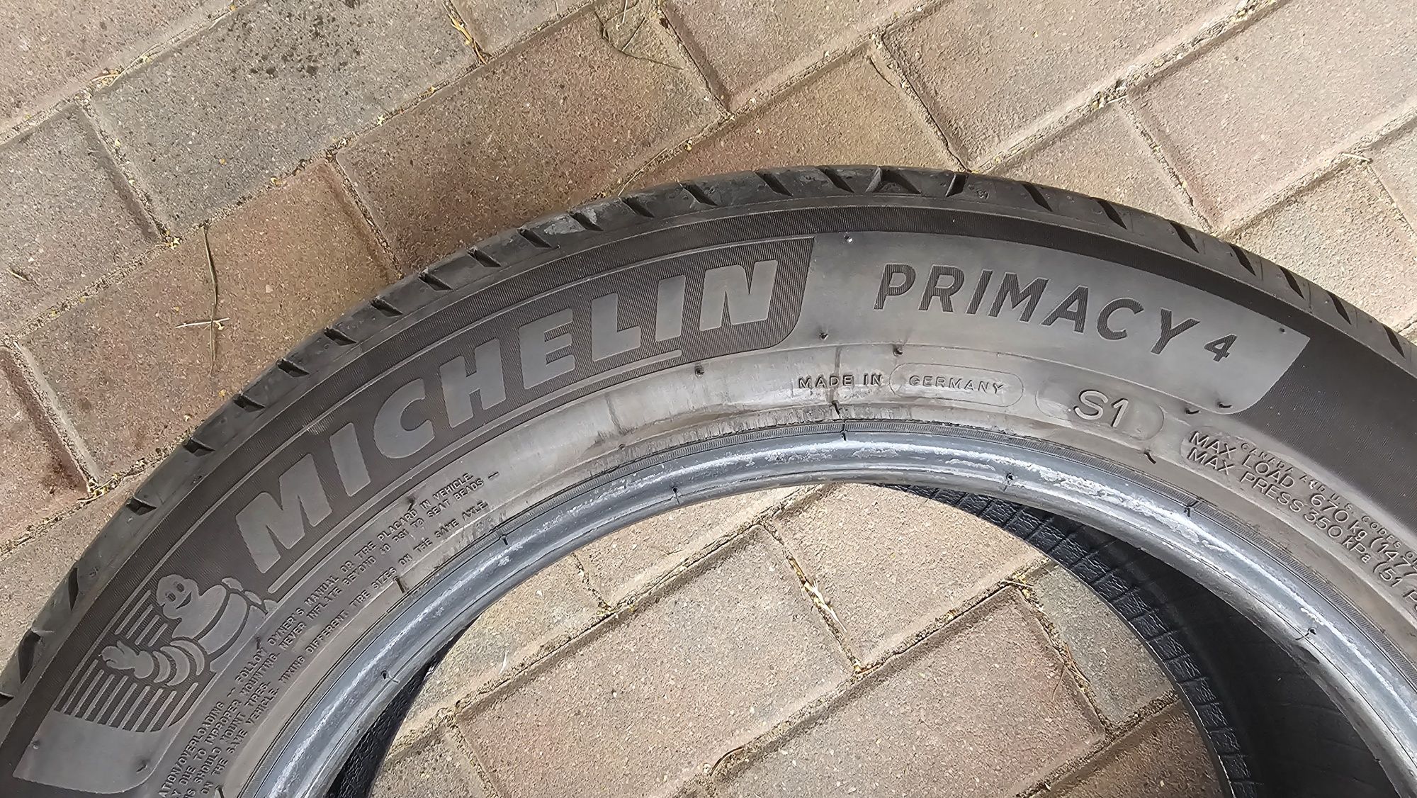 Opony letnie Michelin primacy 4 jak nowe.
