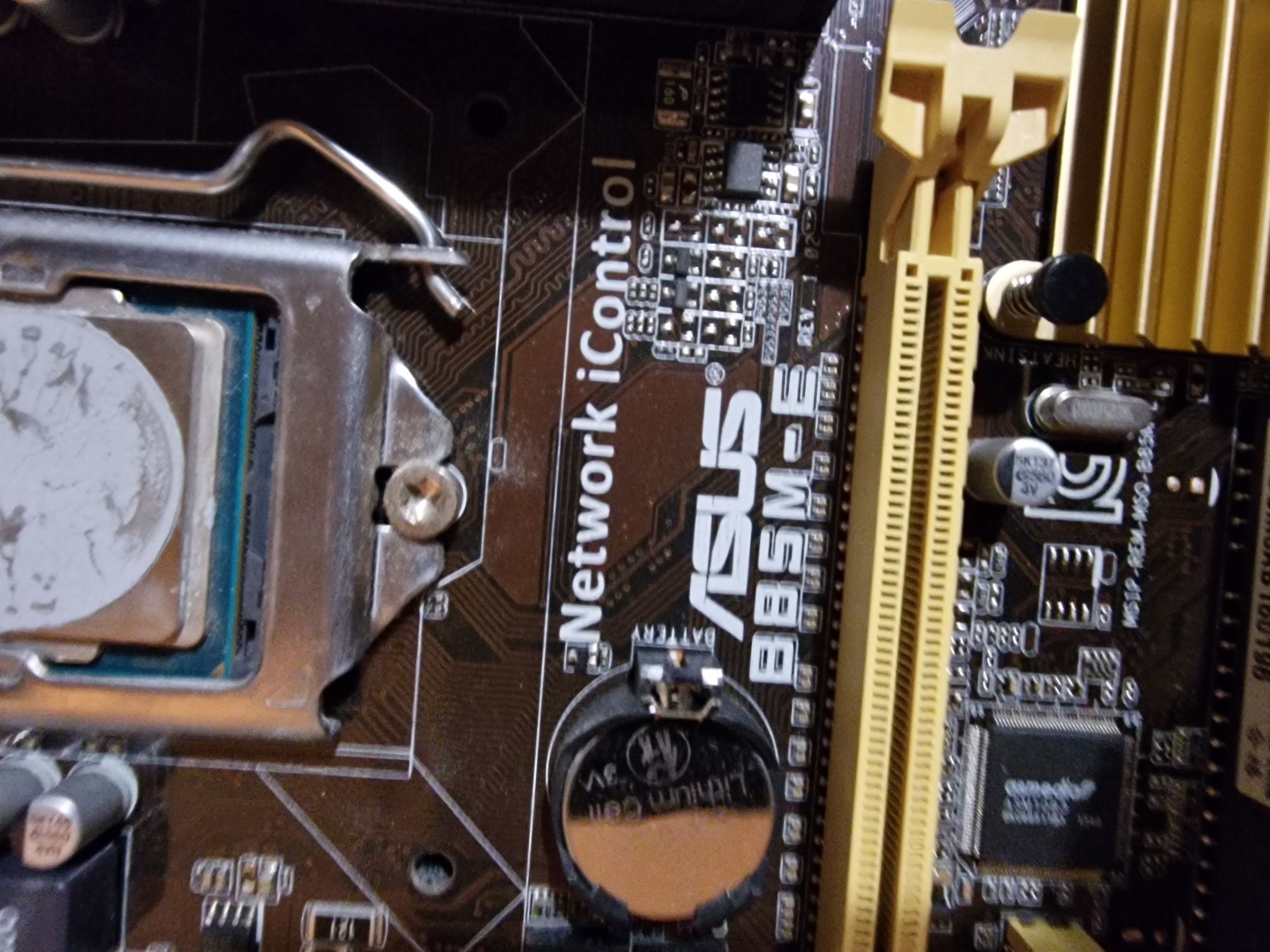 Płyta główna Asus B85M-E, procesor Intel I5 4th gen, 16 GB RAM DDR3