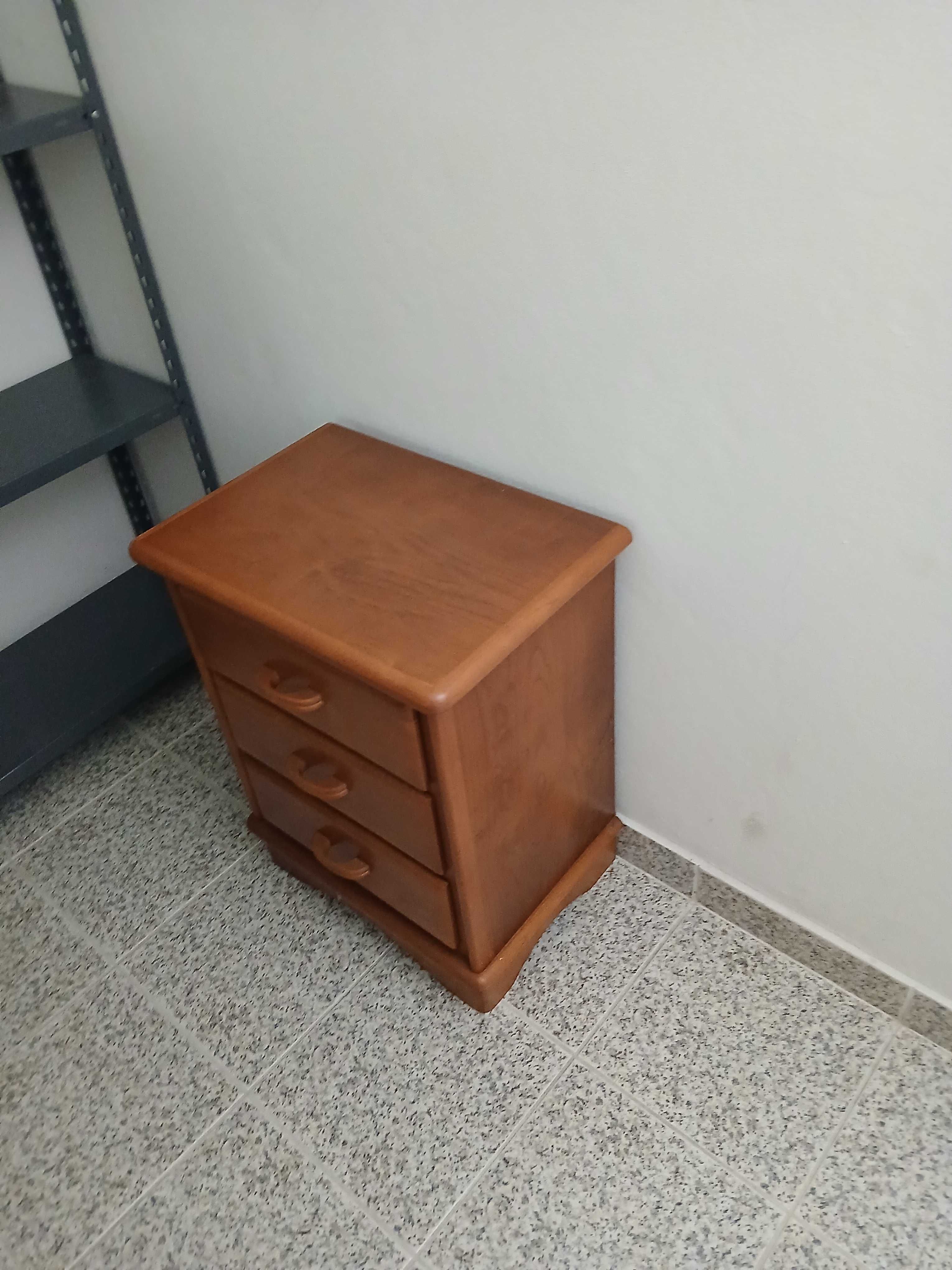 Movel de quarto para desocupar