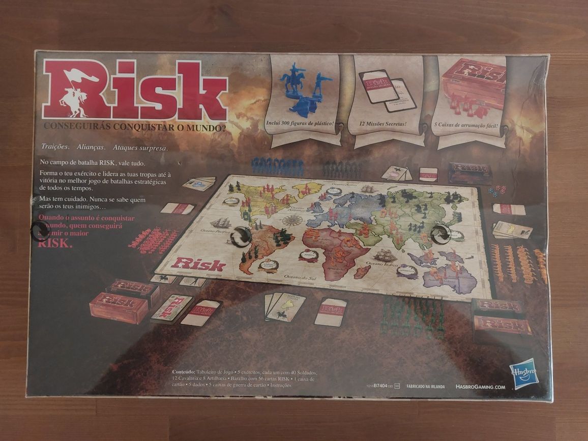 NOVO e SELADO - Risk Refresh da Hasbro Gaming