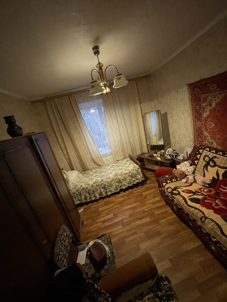 Продам пол дома на Победе