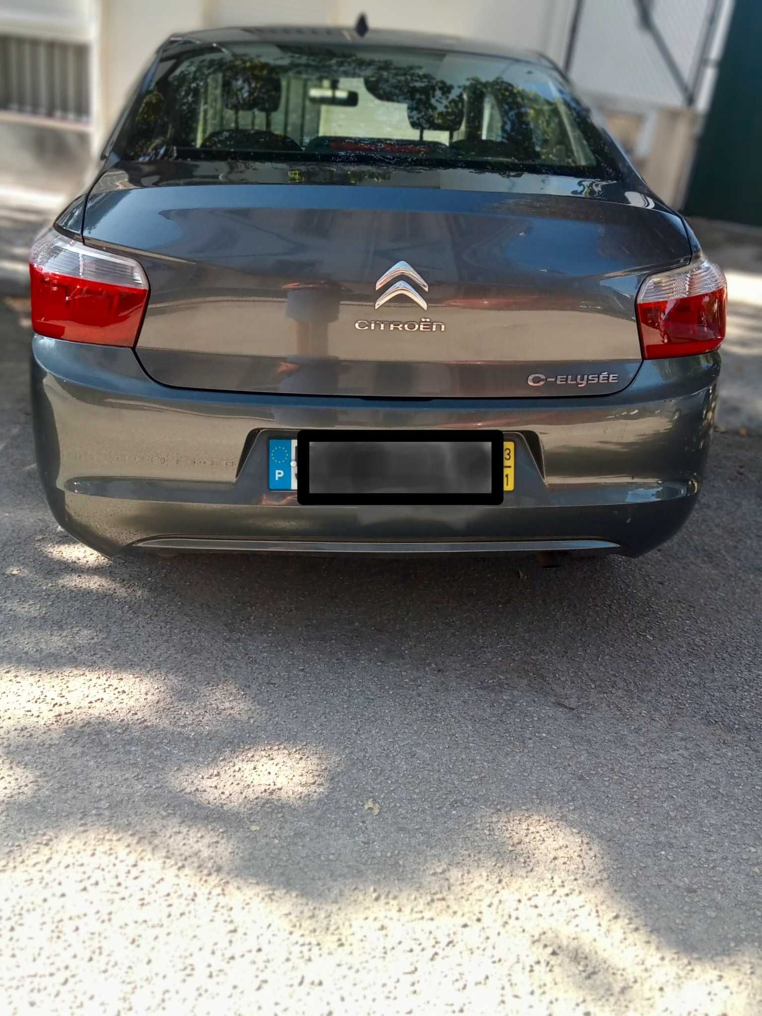 Citroën C-Elysée econômico, espaçoso, confiável, oportunidade única!