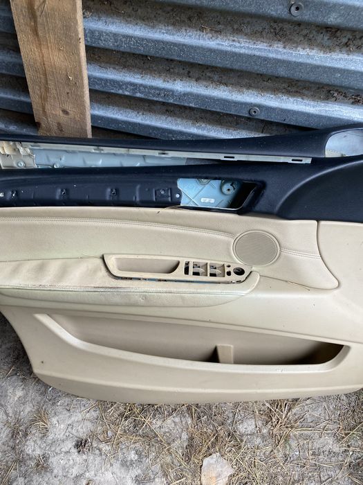 Продам дверні карти бмв х 5 є 70