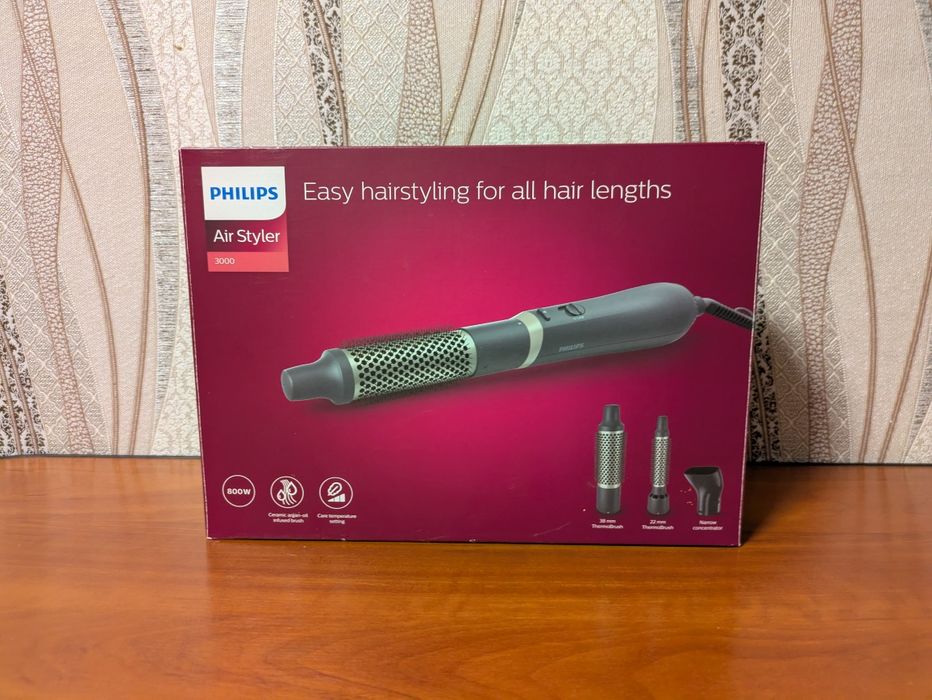 Фен-щітка Philips BHA 301