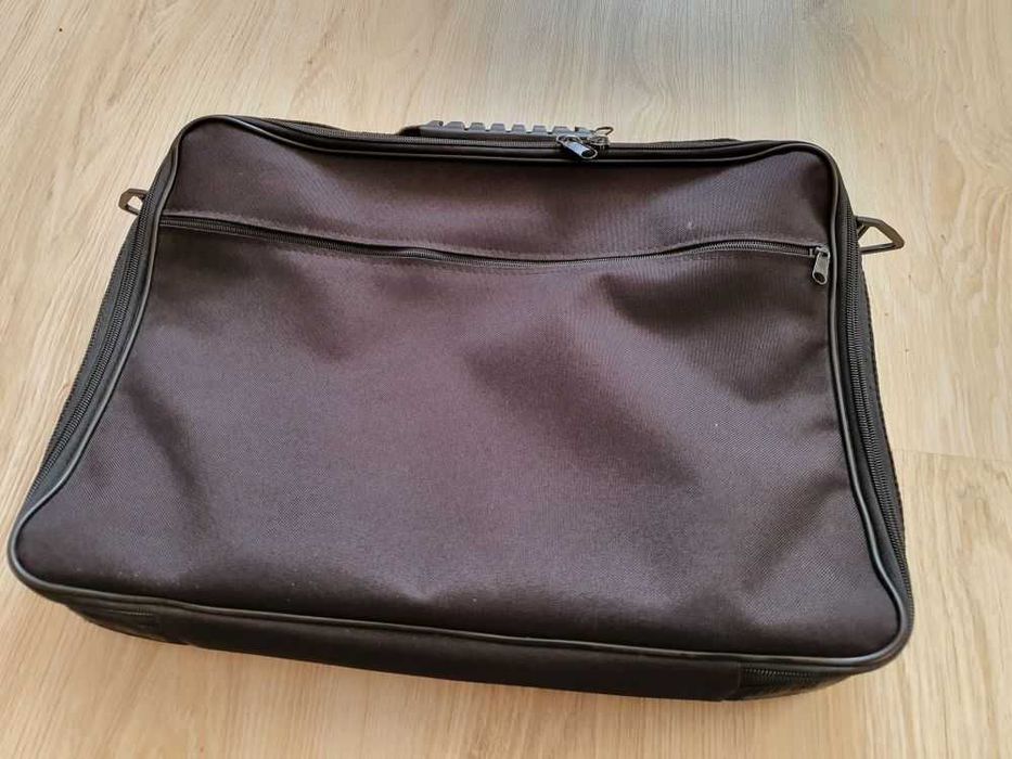 torba na laptop 17"