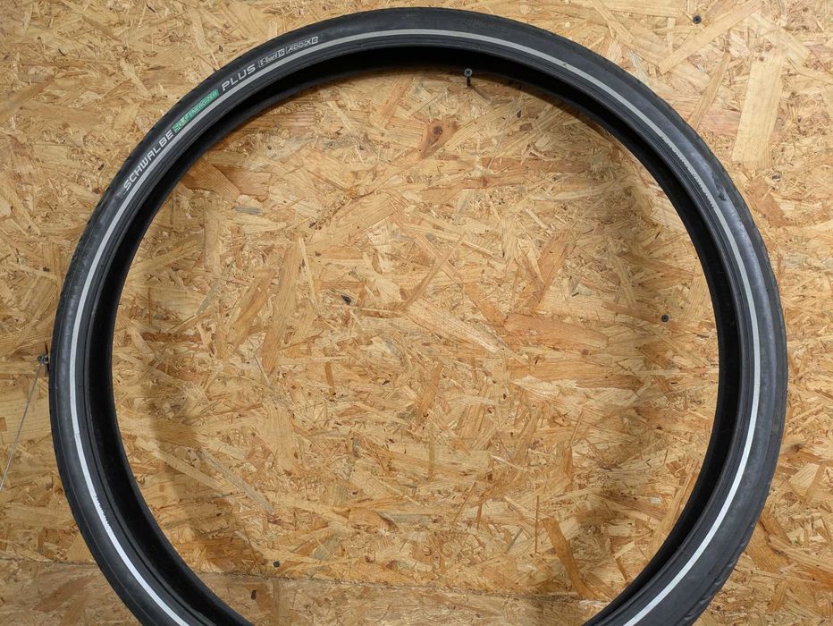 Opona Schwalbe Plus 28x2.0 energizer addix