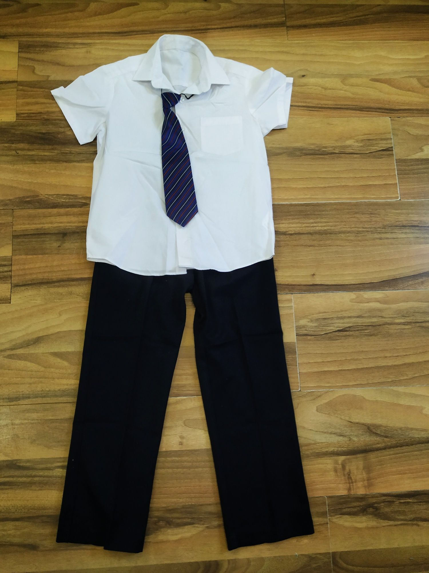 Школьная форма пиджаки брюки рубашки кофты