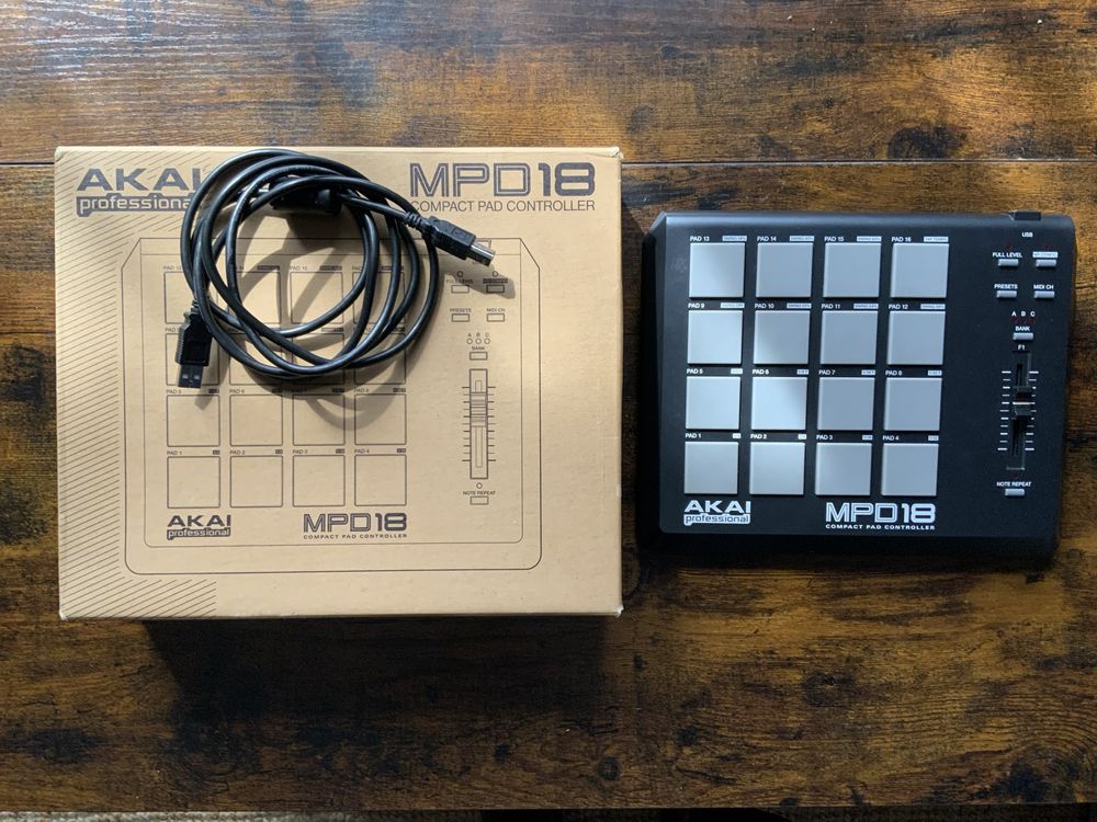 Kontroler midi  AKAI mpd18, sampler, mpd, stan bdb