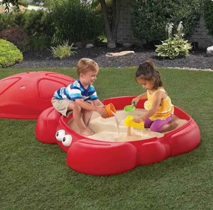 Duza piaskownica krab z pokrywą