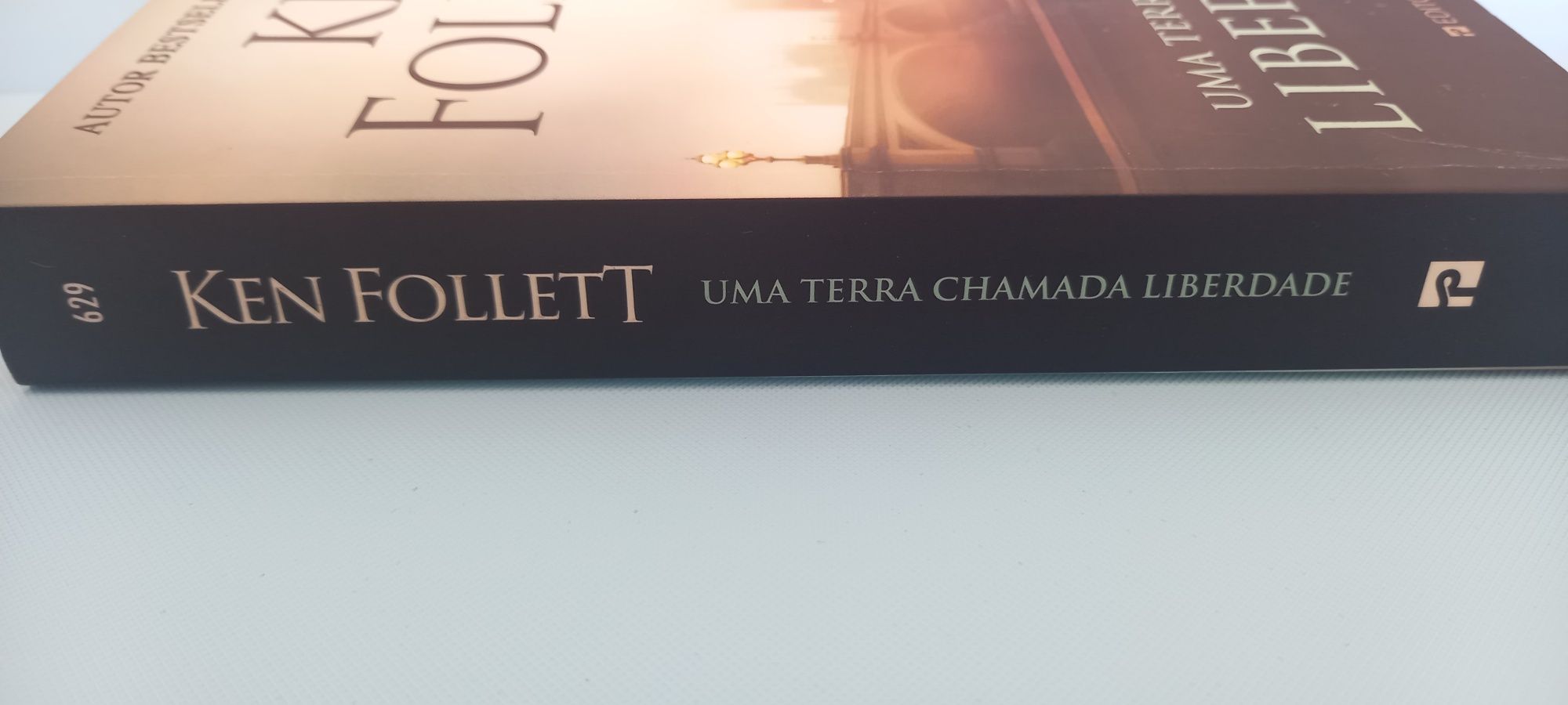 Uma Terra Chamada Liberdade [Ken Follett]