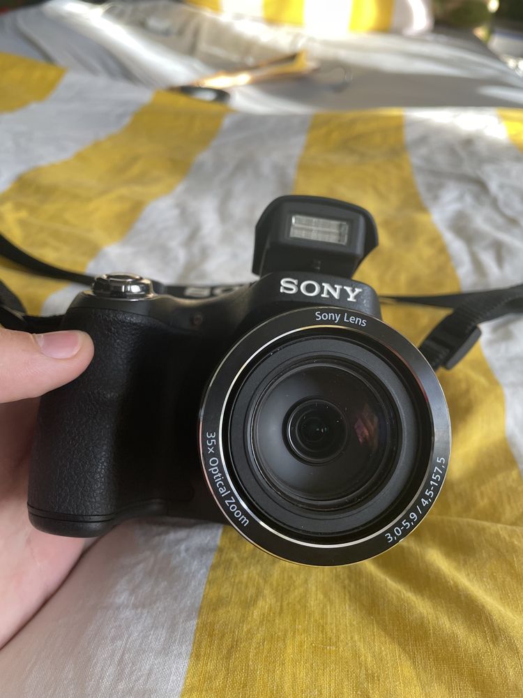 Aparat fotograficzny Sony DSC-H300