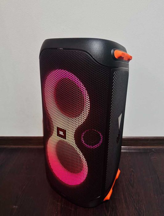 Портативна колонка JBL PartyBox 110