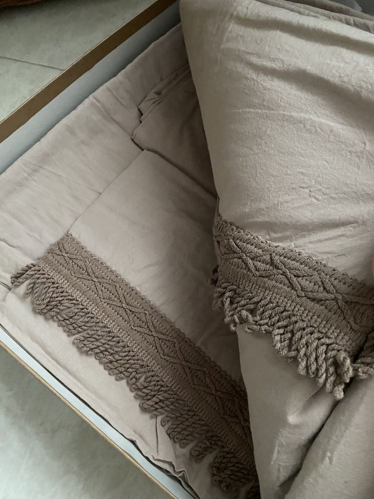 Постільна білизна бежева з покривалом піке COTTON BOX