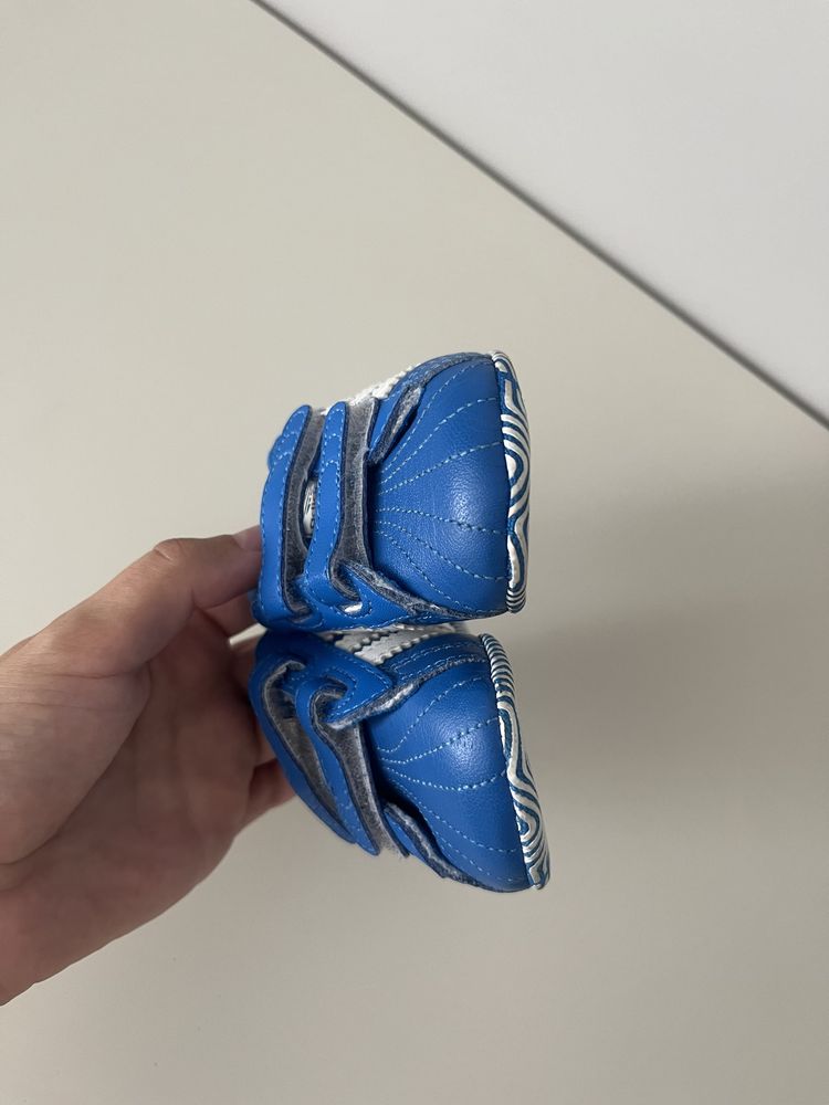 Пінетки кросівки adidas оригінал за 150 грн