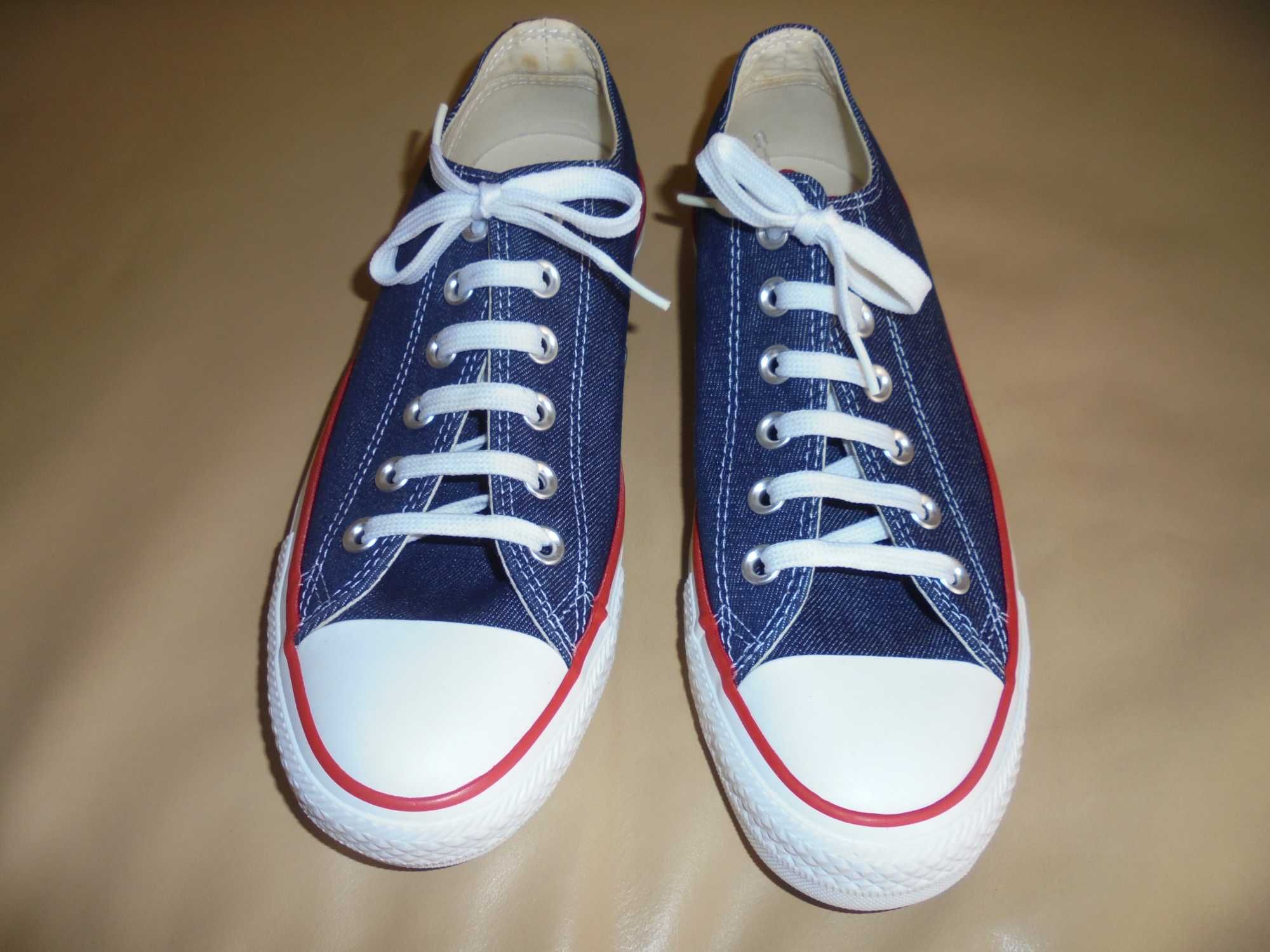 ténis de senhora da marca CONVERSE ALL STAR