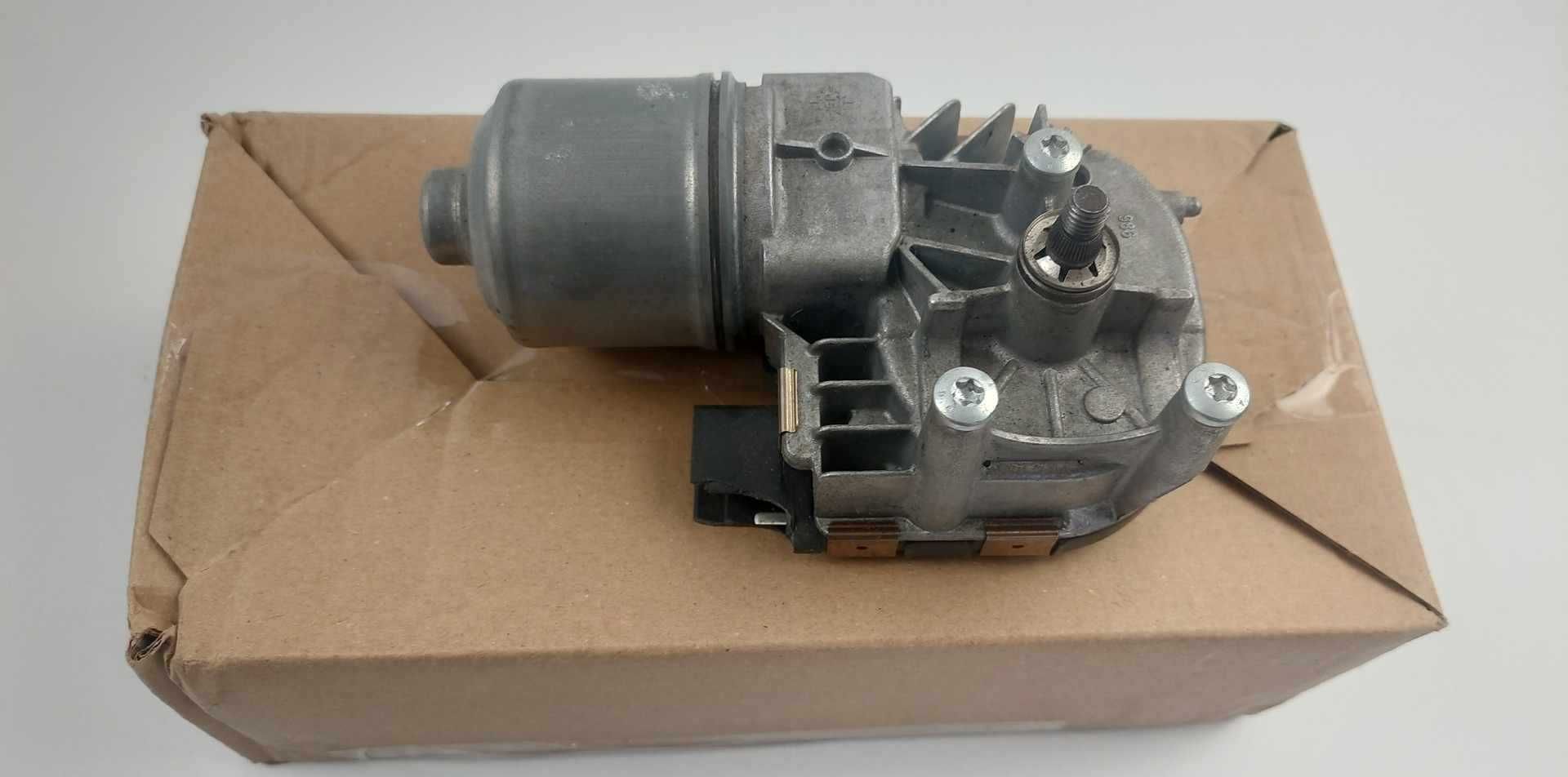 Silnik wycieraczek BOSCH VW GOLF SKODA